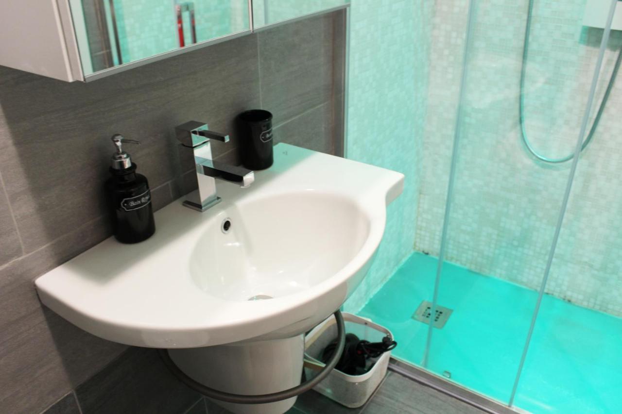 Naviglio81 Bed & Breakfast Milan Luaran gambar